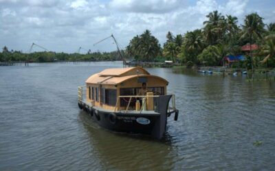 Houseboat ride in Kochi’s backwaters—serene, scenic, and full of Kerala’s&nbsp;charm