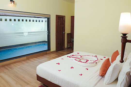 Romantic Escapes: Private Pool Villas in Wayanad for&nbsp;Honeymooners
