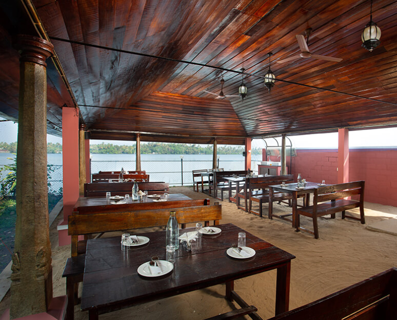 Nutritious vegetarian Satvik food at Akanta Cherai, a wellness-focused Ayurveda resort in India.