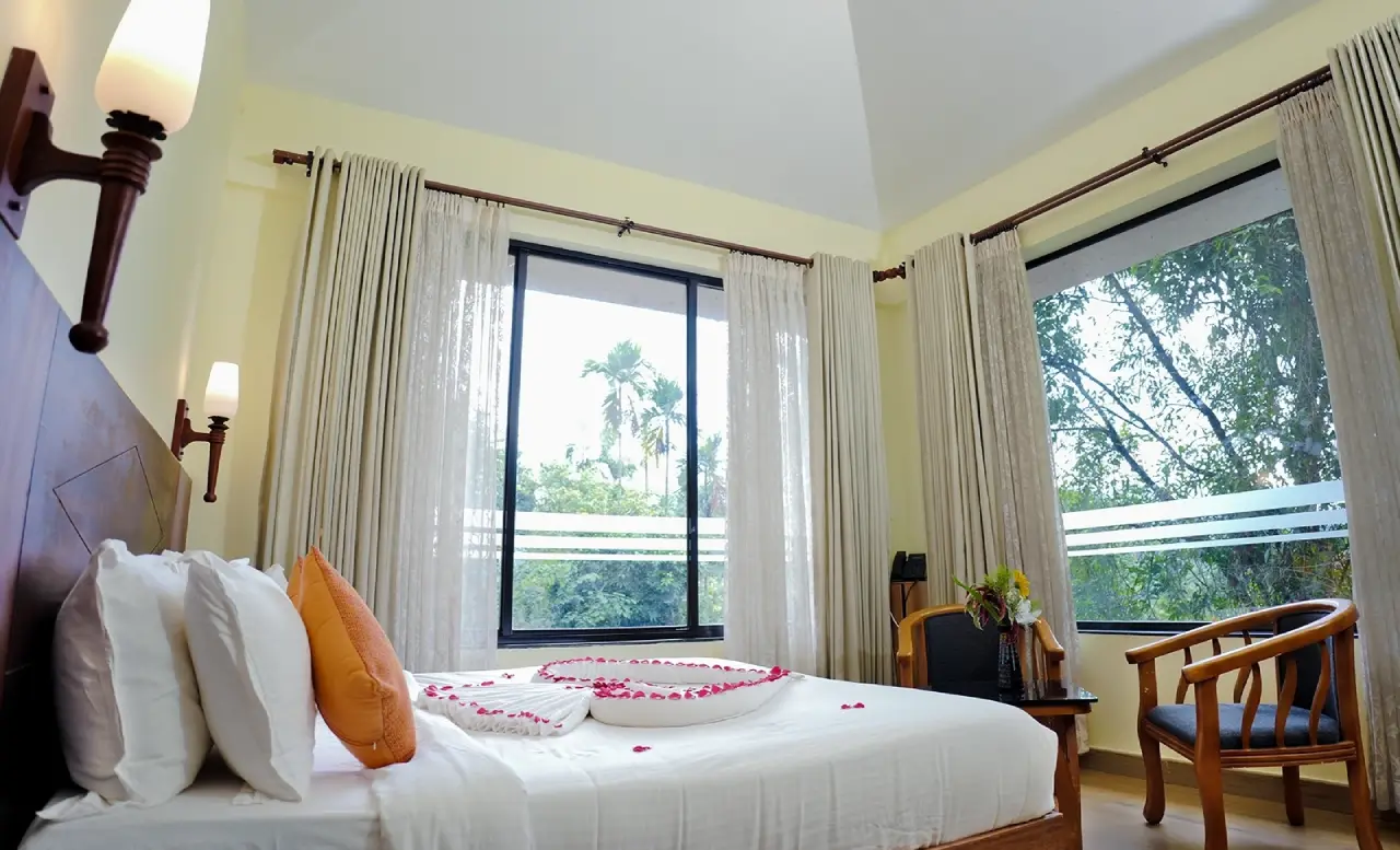 Your Perfect Weekend Getaway: Relax and Reconnect inVythiri