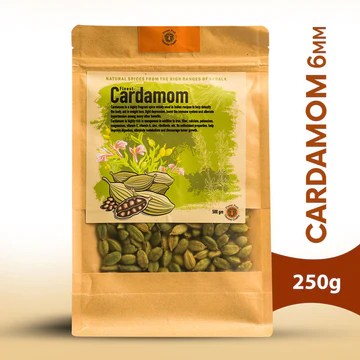 Premium Kerala cardamom from Spice Munnar, handpicked from the misty hills of Munnar, fresh, aromatic, and full of natural flavour