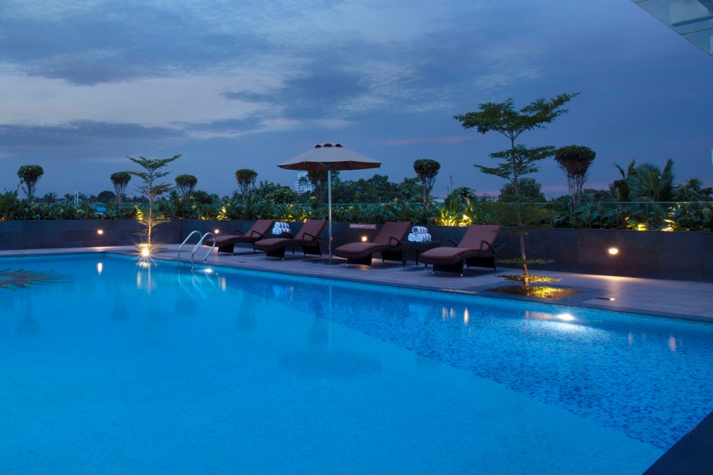 Relax in Monsoon Empress